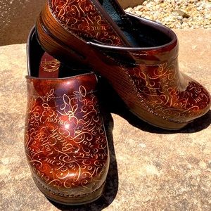 **BRAND NEW! NEVER USED** Dansko Clogs Limited 20th Anniversary Edition